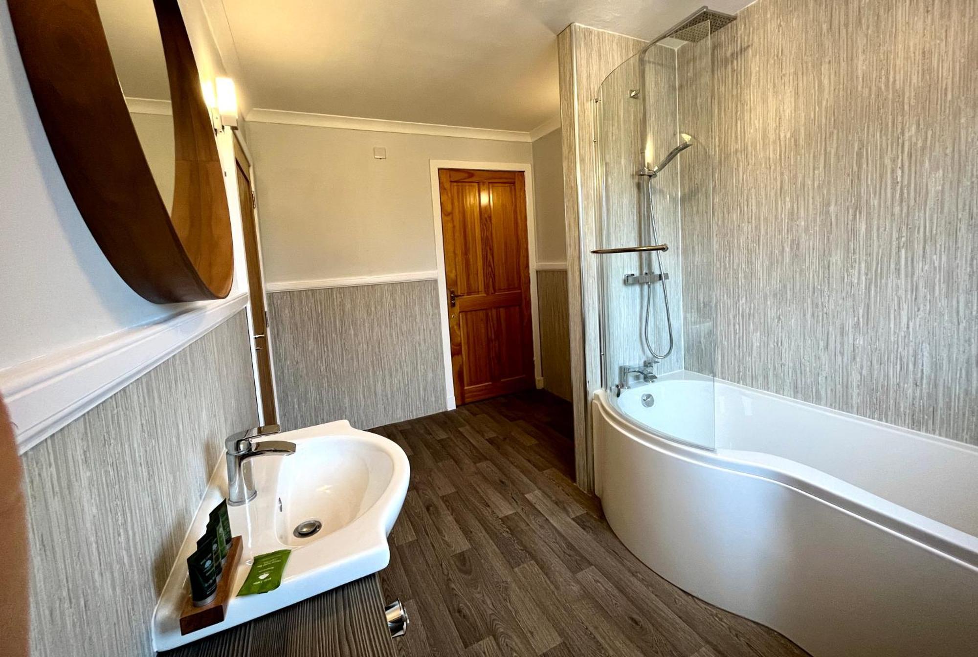 Blacksmith Holiday Home Near Portree In Central Skye Екстер'єр фото